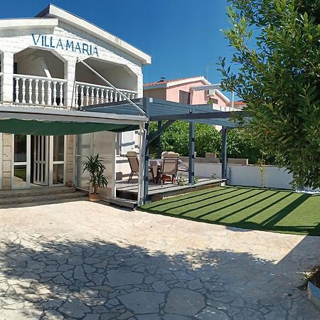 Vila Maria Vir Buitenkant foto